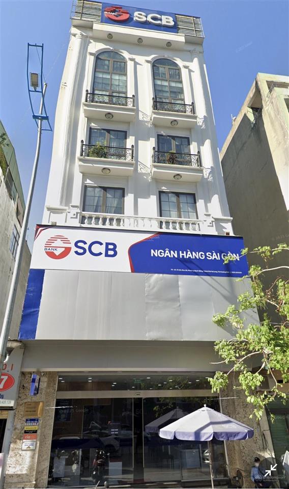 Bán tòa nhà phố trần hưng đạo cột đồng hồ hạ long vị trí đắc địa đang cho thuê 2,3 tỷ/năm