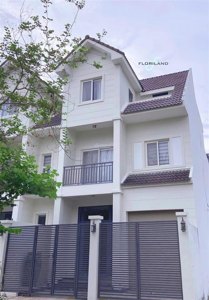 Bán nhà full nội thất 5 phòng ngủ tại kđt golden bay cách biển bãi dài 1km giá 6.8 tỷ