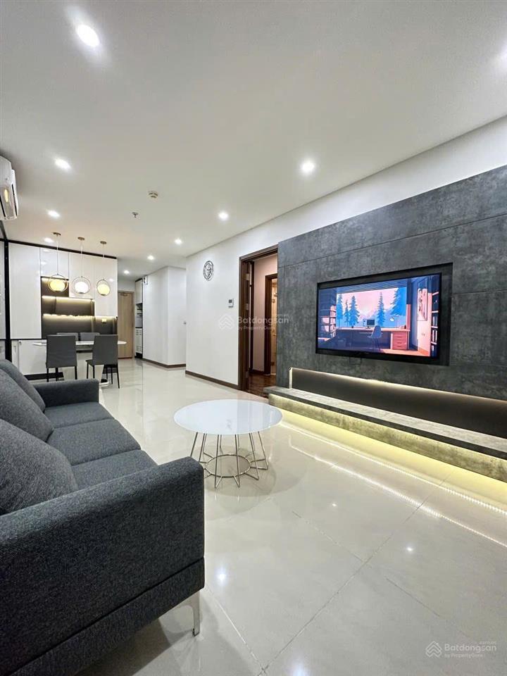 Bán căn góc 2pn 90,6m2 bc đông nam view hồ bơi sổ hồng lâu dài tại hà đô centrosa. tấn đại
