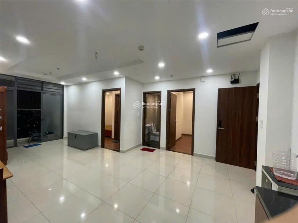 Bán ch phú đông premier 2pn 2wc 70m2 full nội thất. giá 3,3 tỷ trợ vay 80%. 0906 028 ***