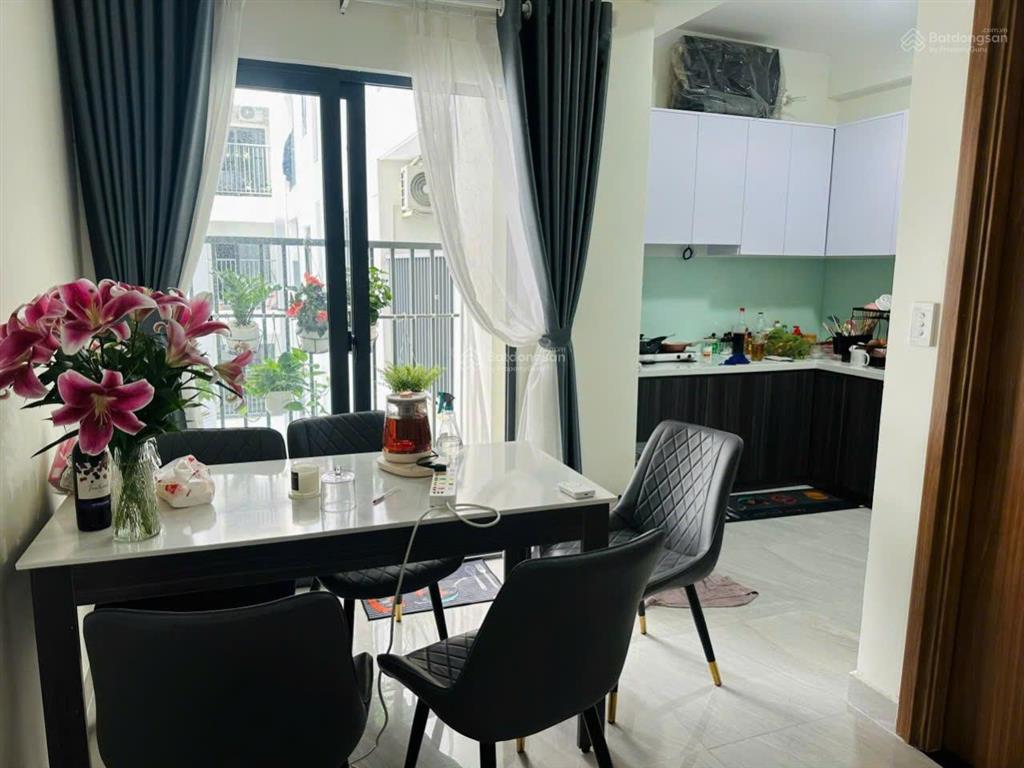 Stown sổ hồng 2 phòng dt 70m2, giá 3,5 tỷ