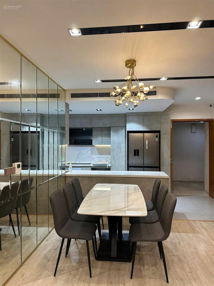 Cần bán nhanh căn 3pn 2vs tòa chelsea park trung kính, dt 100m² nội thất full giá 9,2 tỷ