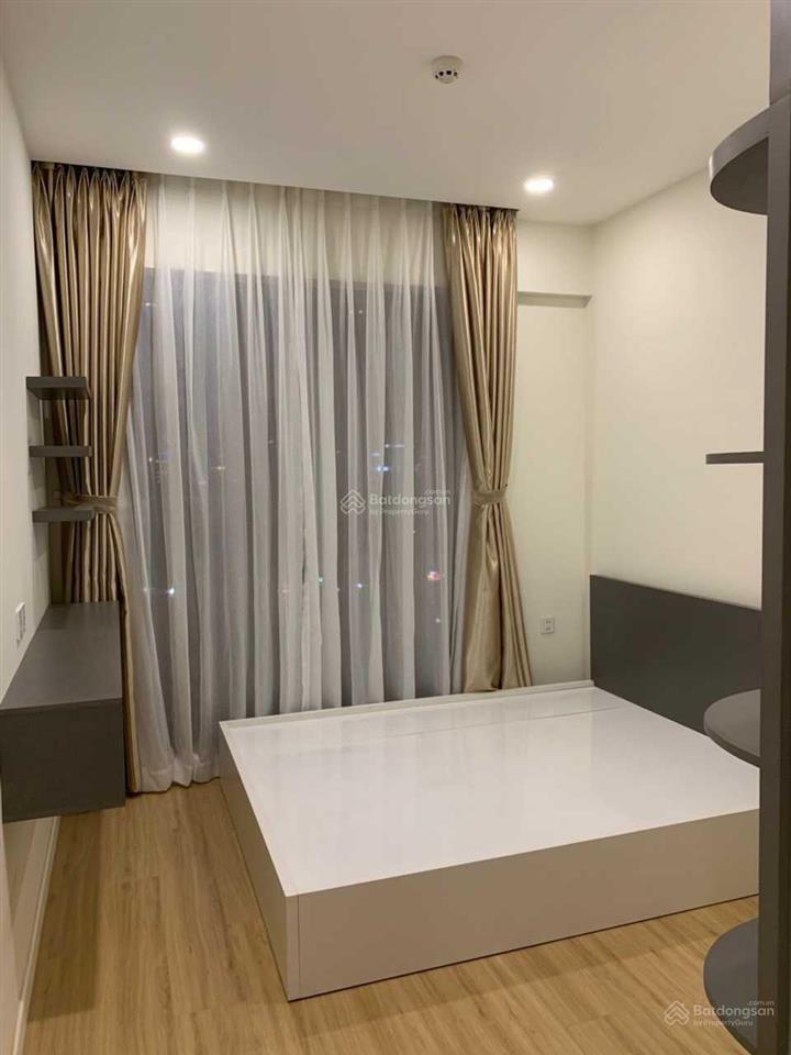 Bán gấp căn hộ thế kỷ 21, quận bình thạnh, 50m2, 1pn, sổ hồng, giá 3.8 tỷ