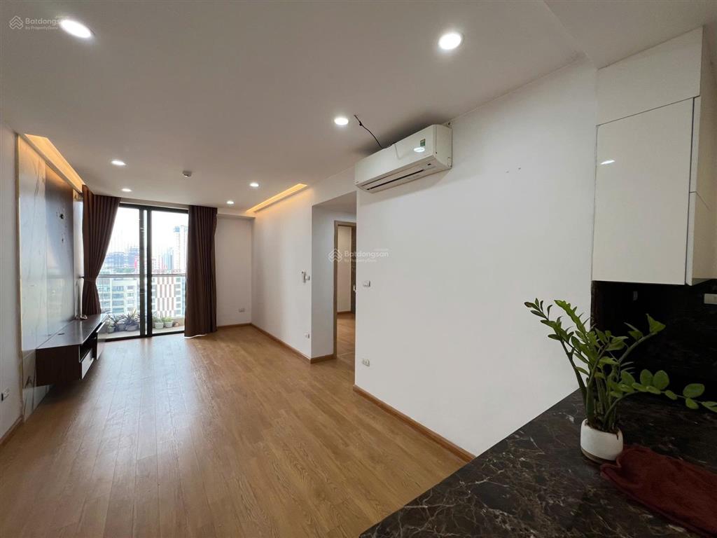 Em tuấn cần bán các căn 1n, 2n, 3n tại e2 yên hòa sẵn sổ giá tốt, 0845 899 ***