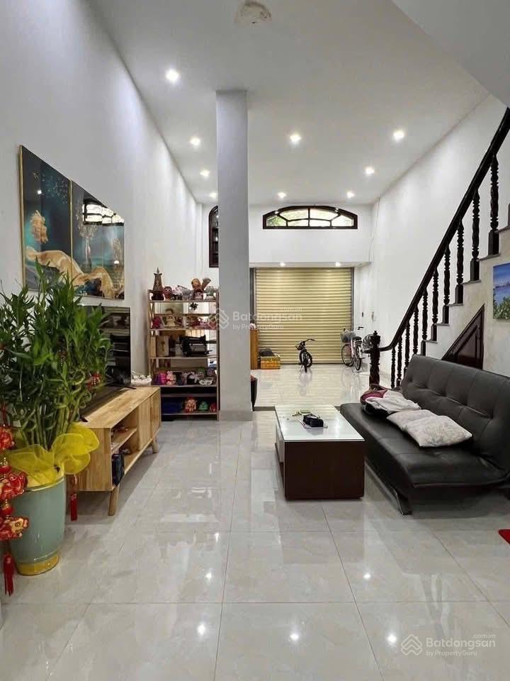 Bán nhà 4 tầng đường rộng vỉa hè xô viết nghệ tĩnh, p. 2, tp. vũng tàu, giá 9,5 tỷ có thương lượng
