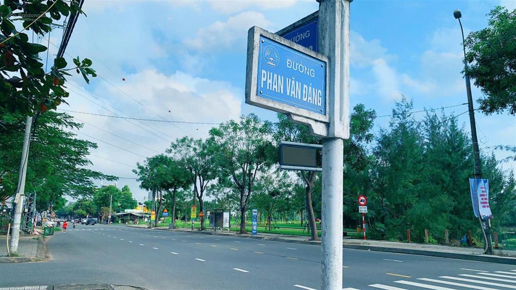 Chính chủ nhận cọc bán đất đường 7,5m phan văn đáng, trục thông kinh doanh, khu hòa xuân