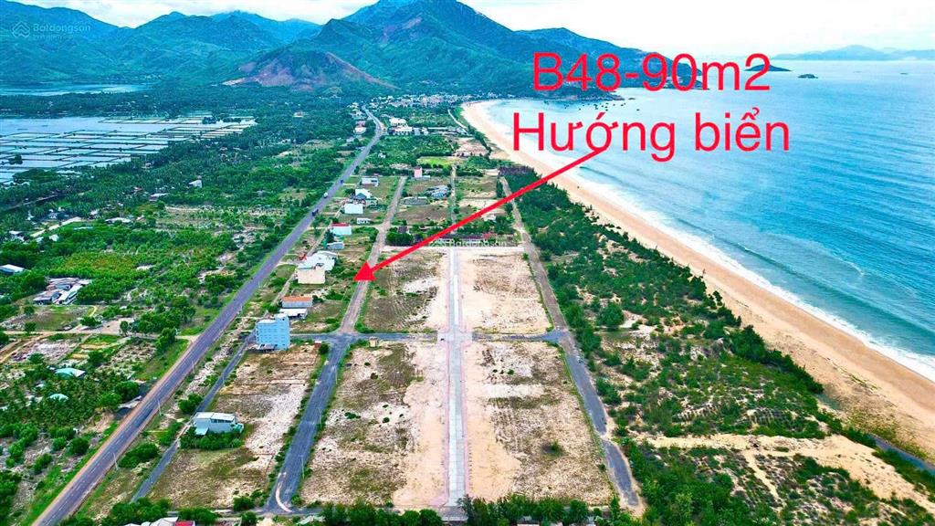 Bán gấp lô đất biển xuân hải 90m2 0965 268 ***