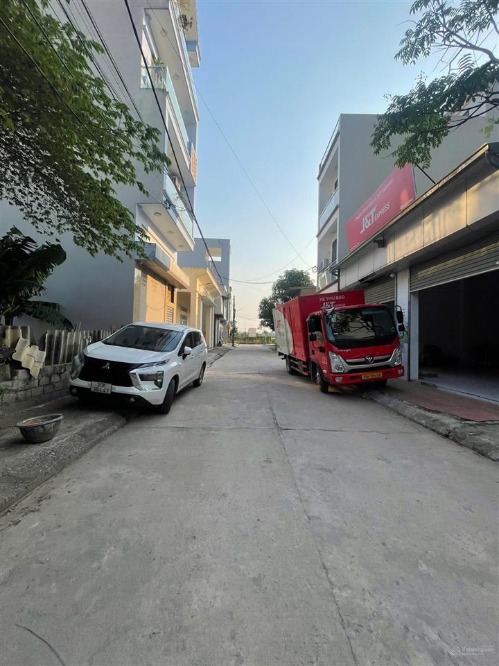 Cc cần bán gấp 61m đất phân lô ô tô tránh kinh doanh đẹp, sầm uất nhất tt thường tín,