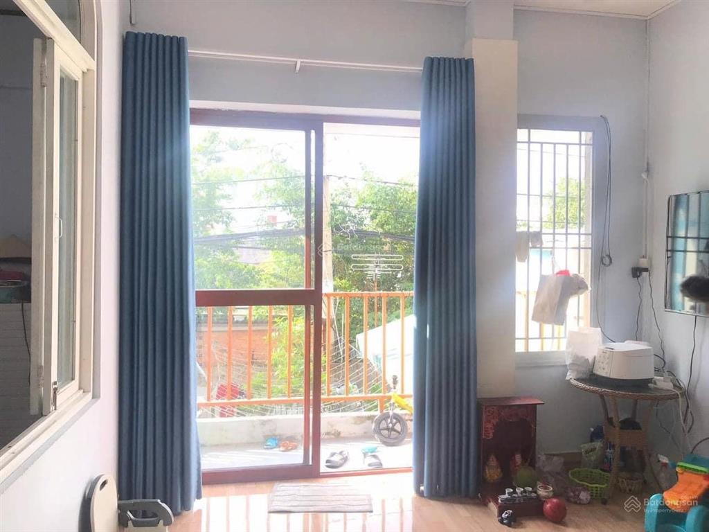 Bán căn hộ tổng dt 60m2, khu cư xá điện lực trường thọ, thủ đức ngay ngã 4 bình thái 2pn, 1wc