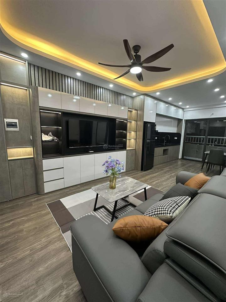 Bán căn hộ cc hadinco 5 ngõ 622 minh khai hbt hn. dt 65m2 2pn 1vs. giá 5,95 tỷ. 0983 282 ***