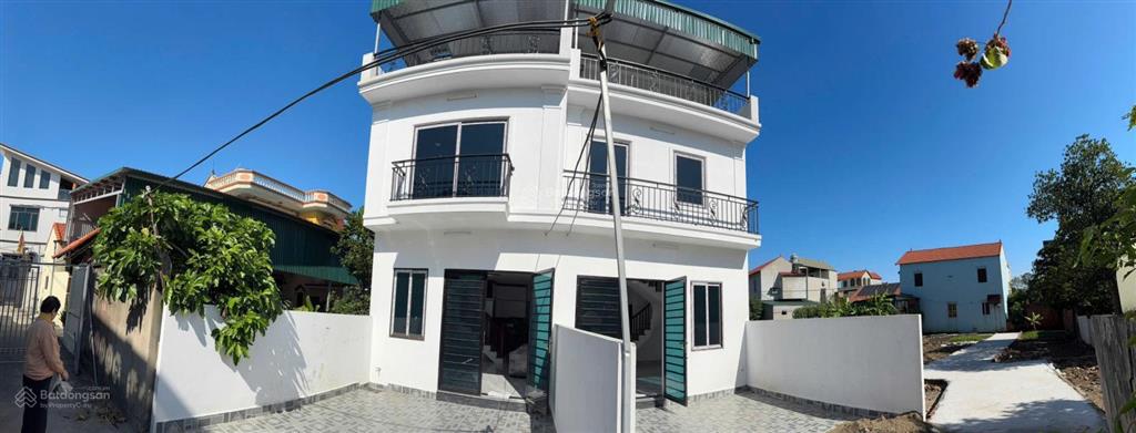 Bán nhà 3 tầng mới xây gần chợ nghĩa lộ kcn phố nối a, văn lâm ô tô vô tận nhà, hướng tây nam