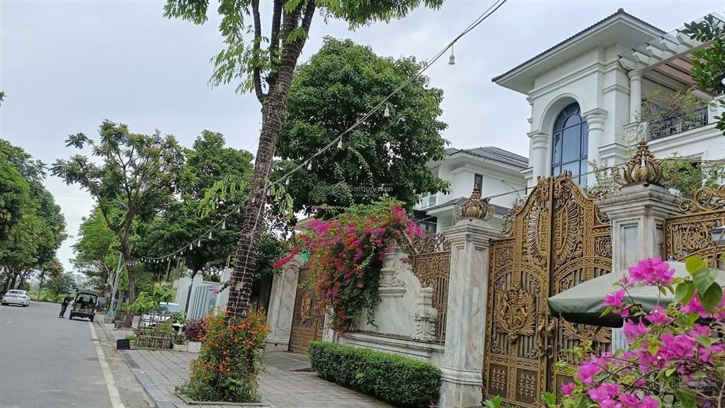 Biệt thự văn phú 200m2 đẳng cấp thượng lưu siêu đẹp 32.5 tỷ