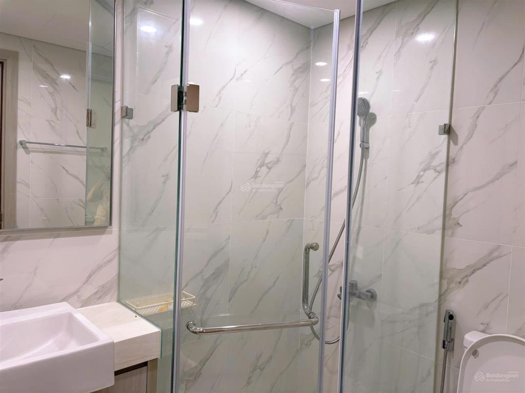 Chính chủ cần bán căn studio 32m² giá 2,65 tỷ tại tòa cao cấp imperia smart city full nội thất.