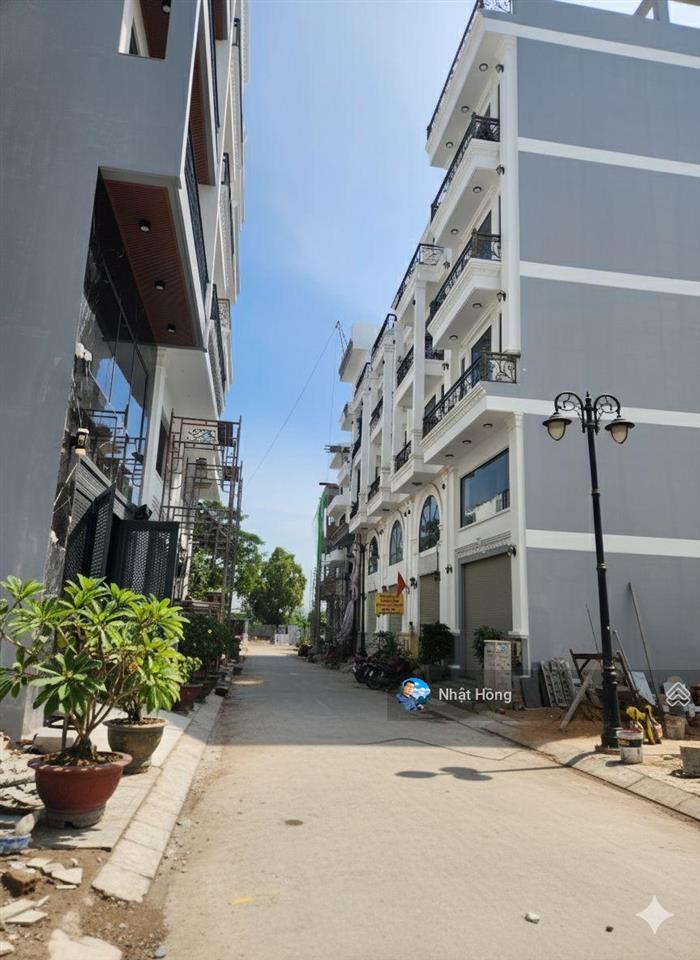 Bán đất tại hoàng quốc việt, 7.6 tỷ, 61m2, q7, hcm
