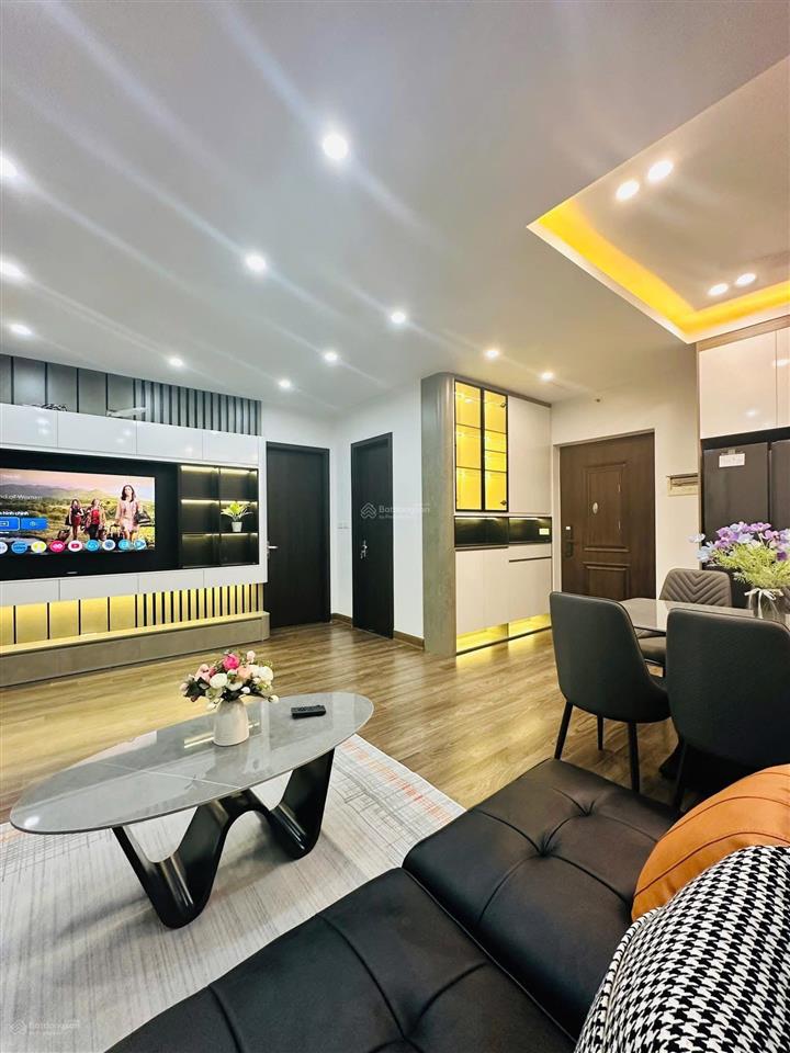 Bán căn hộ cc khu đô thị vĩnh hoàng, quận hoàng mai. dt 90m2 3pn, 2vs. giá 4,8 tỷ. 0983 282 ***