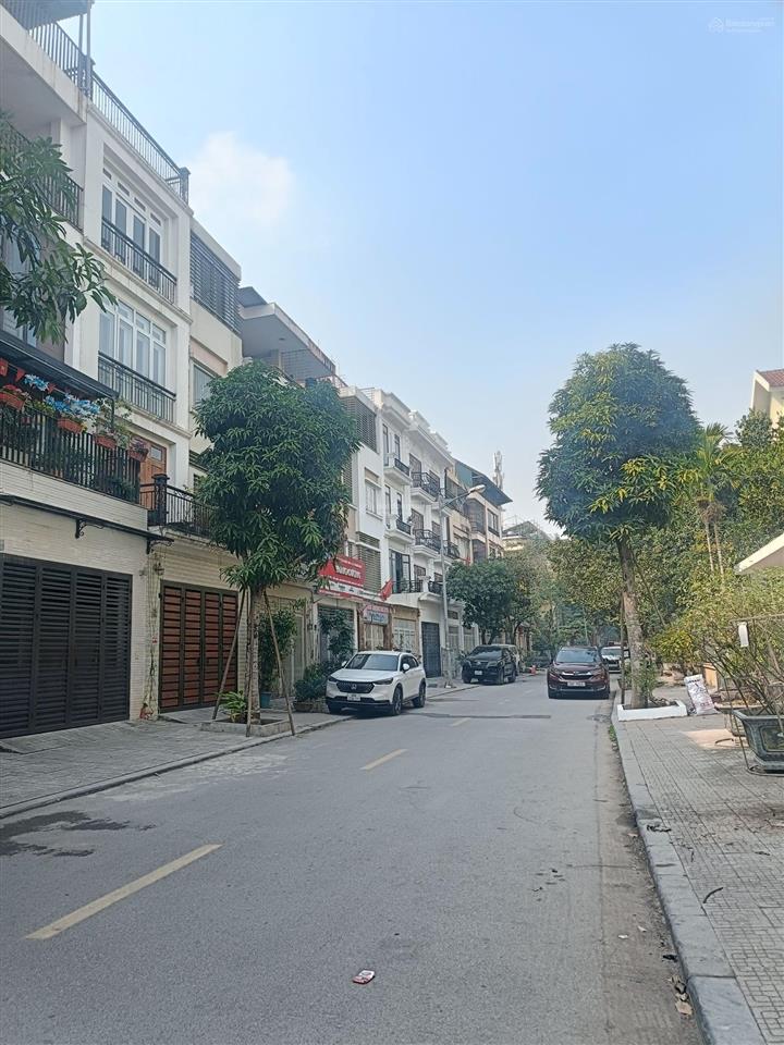 Liền kề văn phú, hà đông 90m2, 4t, mt 4.5m, vỉa hè ô tô tránh kinh doanh