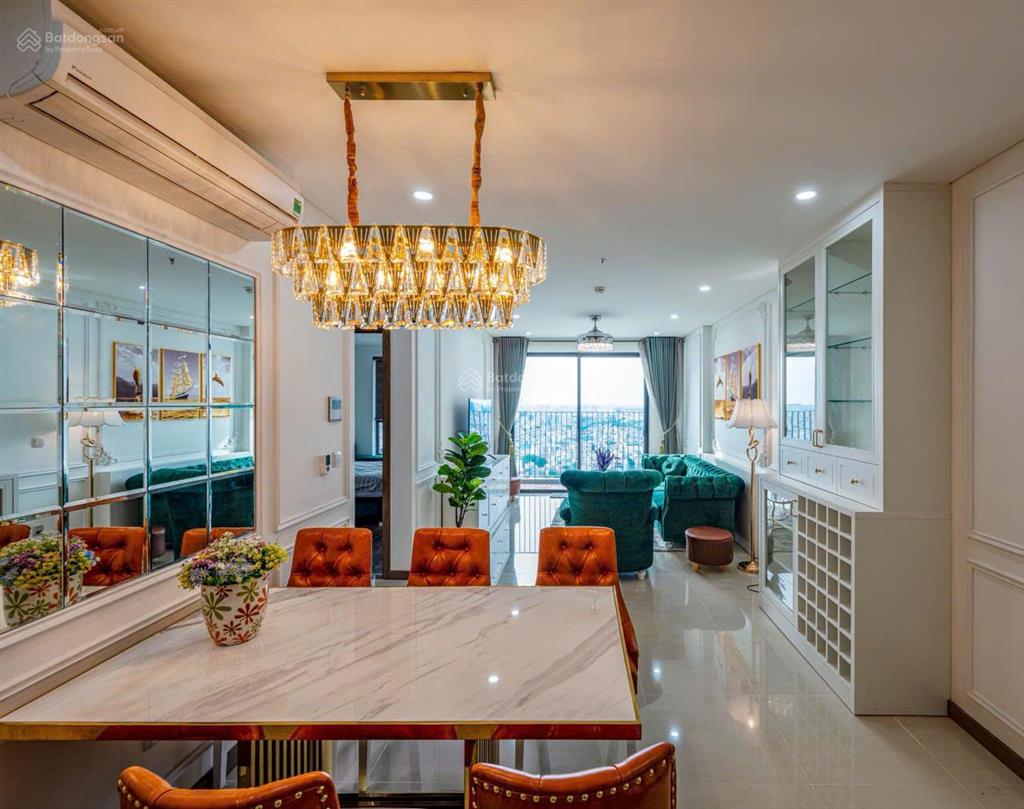 Chính chủ gửi bán căn góc 2pn + 1đn (107m2) view thoáng đẹp đã có sổ tại hà đô centrosa. tấn đại