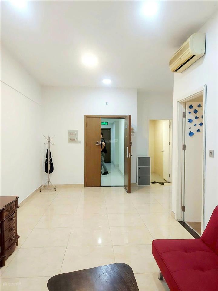 Hạ giá bán gấp 2pn luxgarden q7, view sông, sổ hồng sẵn, 3tỷ3