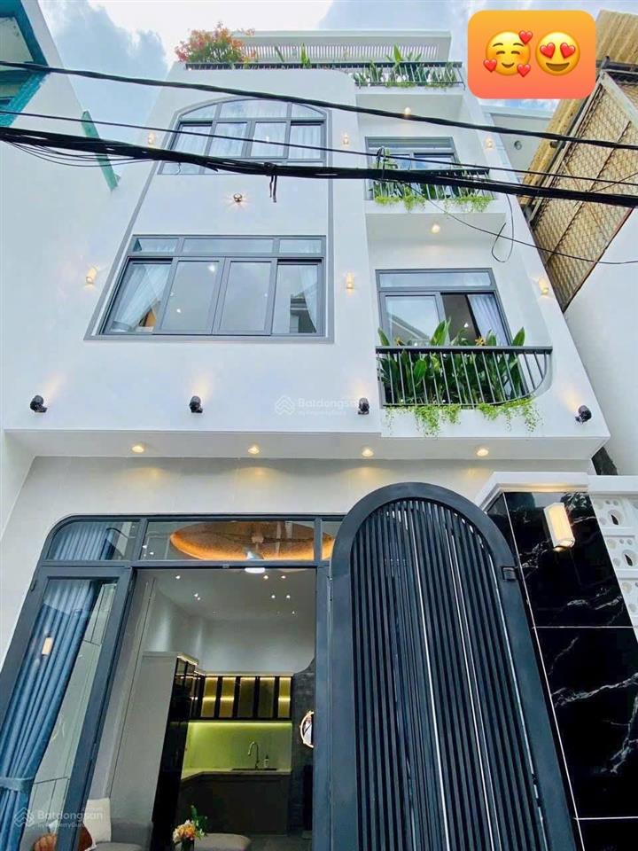 Cần bán nhà đường 3/2 p10, quận 10, gần bệnh viện nhi đồng 1. 6,360 tỷ dt 81m2. cho thuê 29tr/th