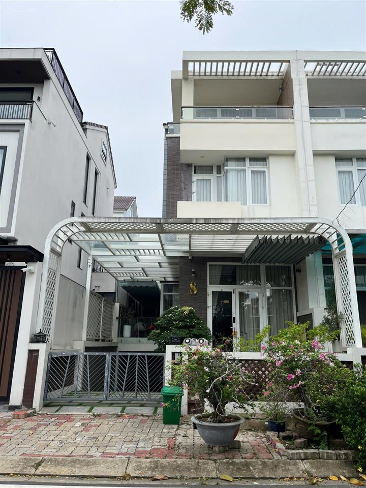Bán biệt thự tại jamona golden silk, đường bùi văn ba, quận 7. 26 tỷ, 126m²