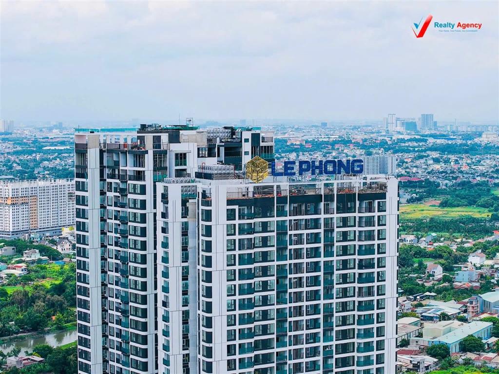 Bán gấp căn 1pn +, dt lớn tại emerald 68, tầng đẹp, view hồ bơi, giá tốt. 0932 113 ***