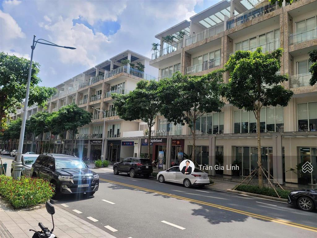 Bán nhanh shophouse sala căn góc 5 tầng nổi + 1 hầm dtsd đến 537m2