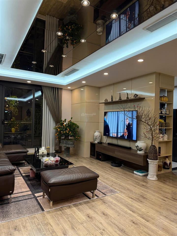 Bán căn hộ 3pn + 2wc tại làng việt kiều châu âu euroland, giá 8 tỷ, diện tích 140m2 3 ban công