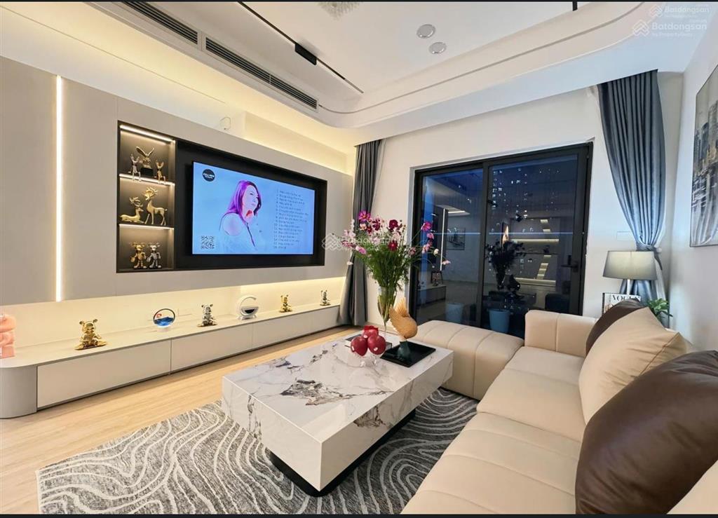 Mới ra căn 3 ngủ 11 tỷ bán gấp 0978 025 ***