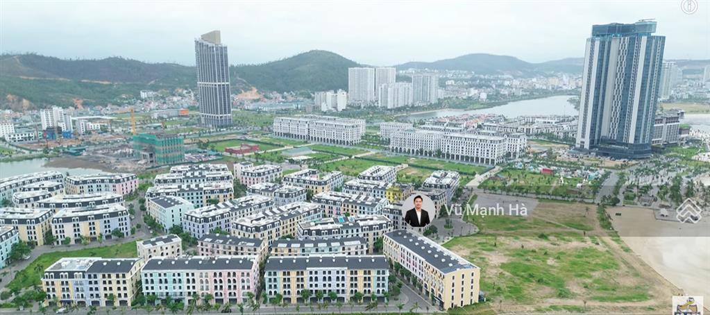 Harbor bay căn góc view hồ nhạc nước cách biển 100m