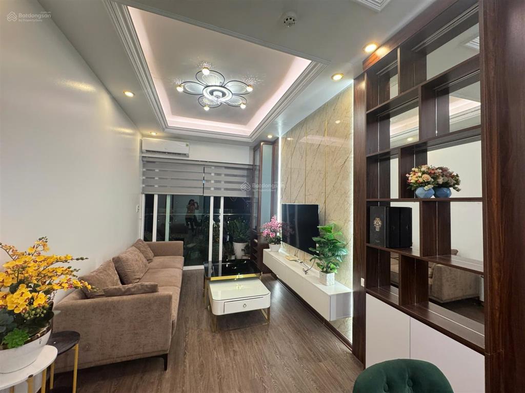 Cần bán căn 2pn 2vs cc bim 17 tầng tại trung tâm bãi cháy 76m2 giá nội thất xịn, giá 1 tỷ 780
