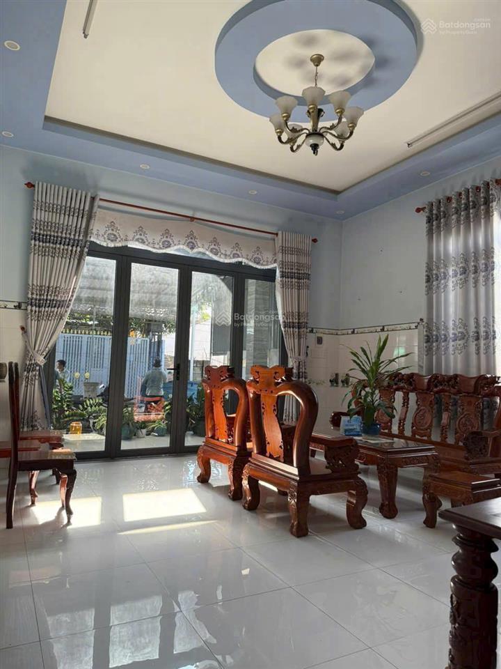 Bán nhà mới phường phú an, gần kdl đại nam, 173.8m2 có 100m2 thổ cư, giá 2.850 tỷ tặng nội thất