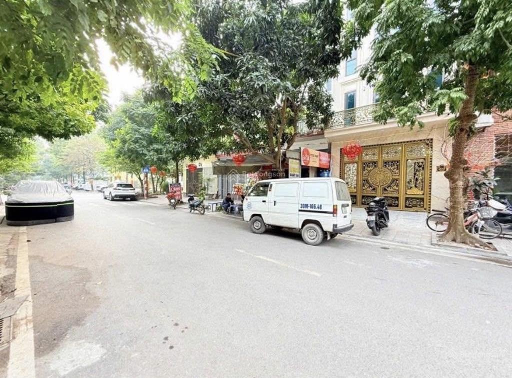 F0 cần bán gấp nhà kđt văn phú 65m2 vỉa hè đá bóng, 6 tầng thang máy, chỉ 18,9 tỷ 0927 113 ***