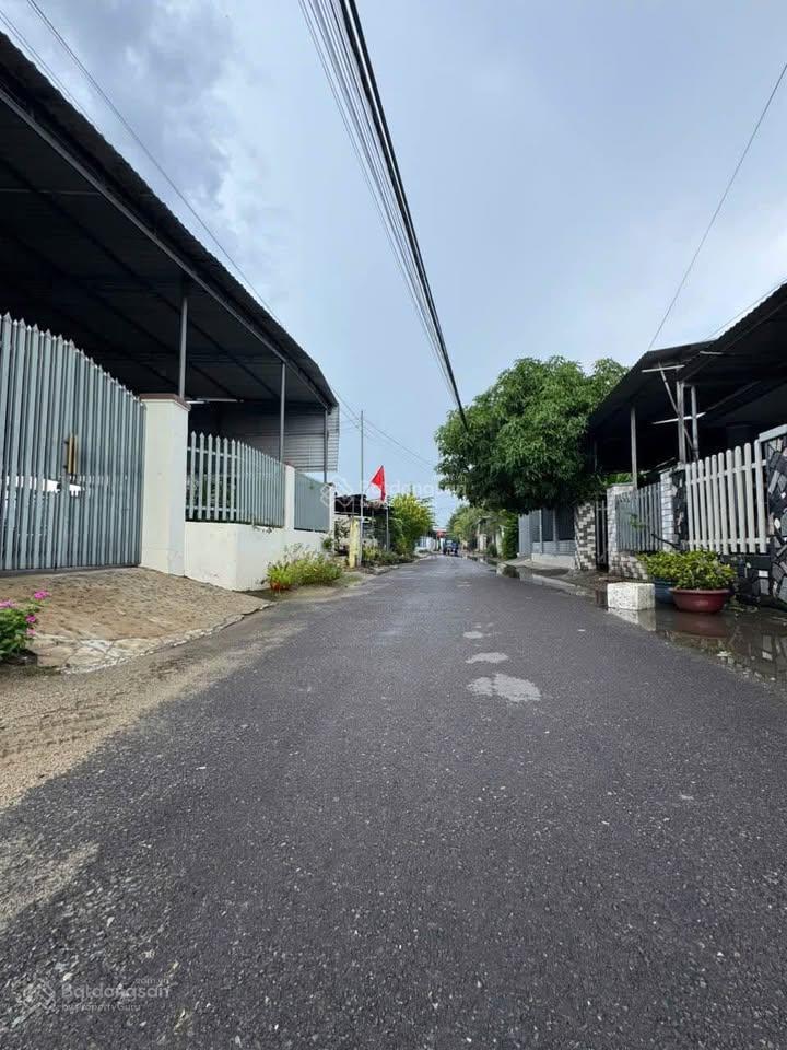 212.7m2 đất ở cạnh đường liên xã, diên sơn giá chỉ 1.35 tỷ