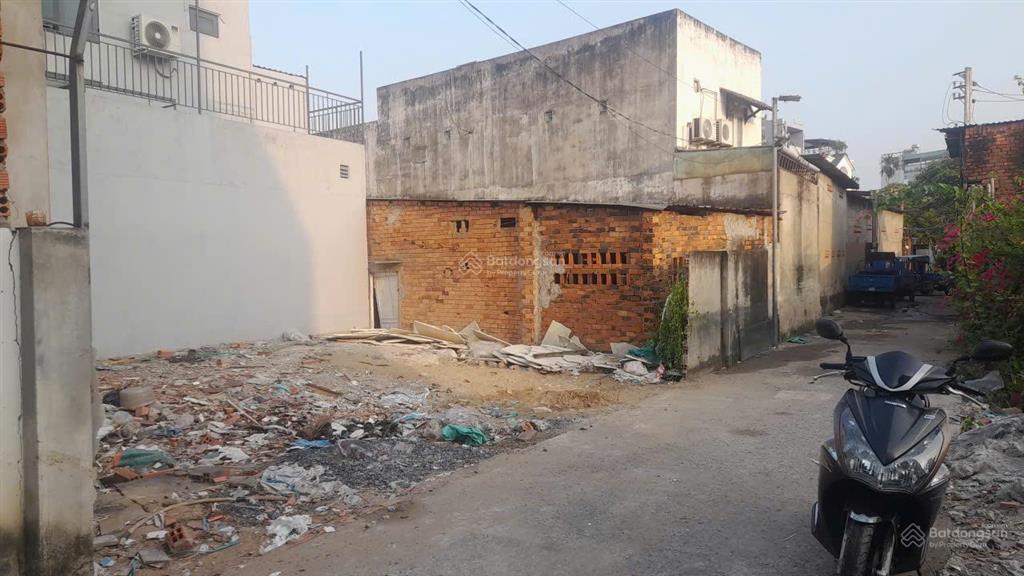 Đất đẹphxhdt62m2vuông vắngần chợ cây xoàingay đ.lê văn thịnhp.cát láiquận 2chỉ 4,4 tỷ