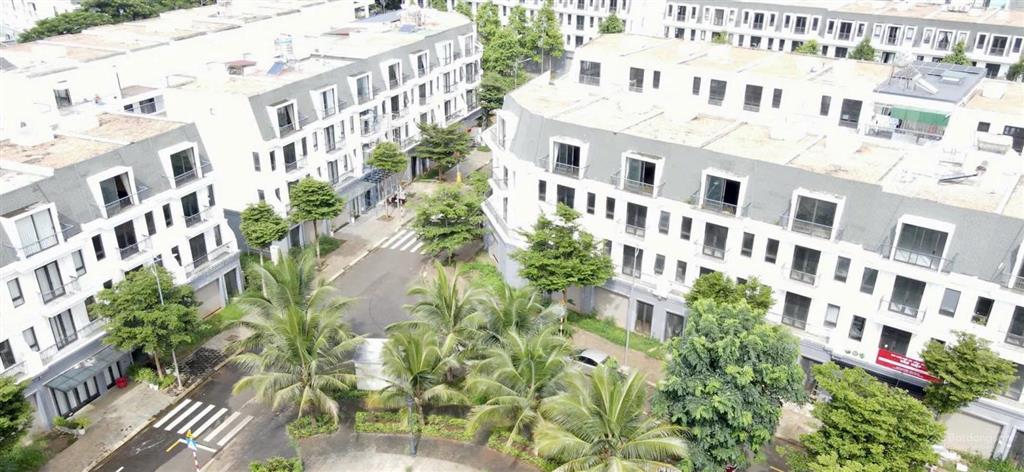 Nhà ecocity premia góc 2 mặt tiền đối diện hoa viên diện tích rộng lớn giá hấp dẫn