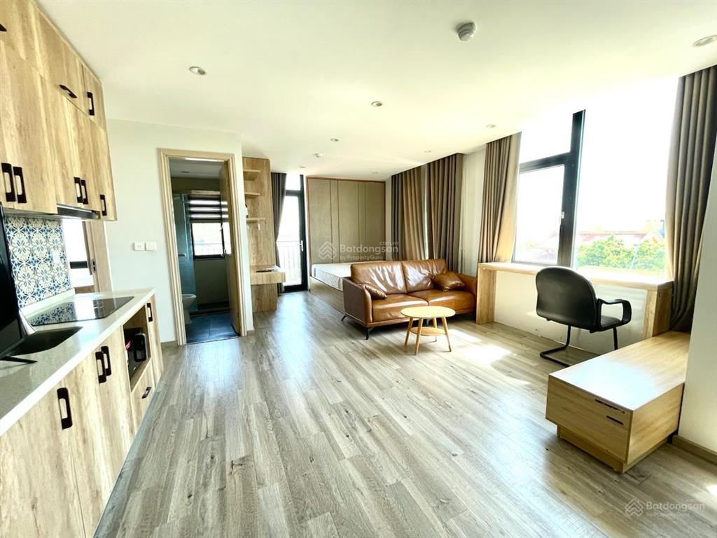 Bán gấp tòa apartment tây hồ. ô tô vào, 50m ra hồ tây. dt 278m2, dòng tiền gần 4 tỷ/năm giá 89 tỷ