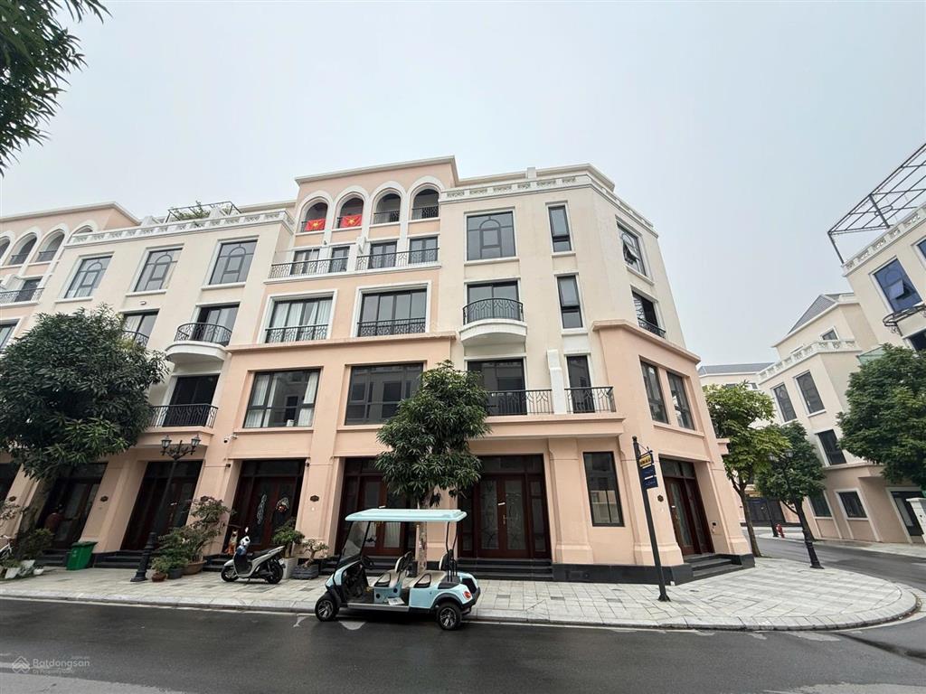 Bán gấp liền kề shophouse chà là 80m2 giá 9,1 tỷ đã có sổ đỏ vinhomes ocean park 2