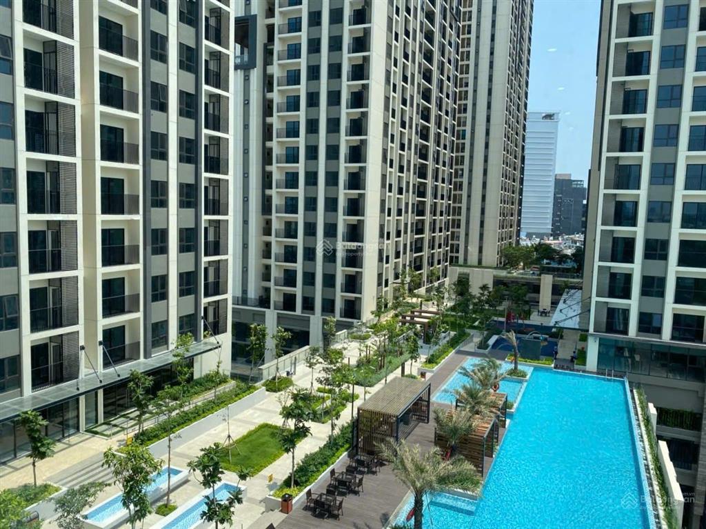 Chính chủ cần bán căn hộ 1pn+ 58m², full nội thất tại hado centrosa 3/2, q10, hcm, 7,4 tỷ, sổ hồng