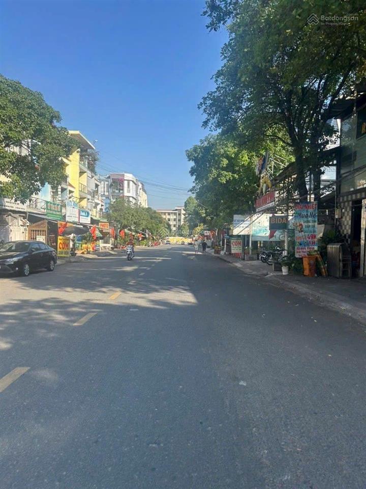 Bán lô đất 105m2 mặt đường d1, man thiện, hiệp phú giá 9,9 tỷ