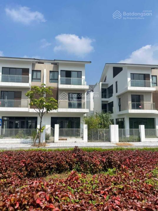 Bán biệt thự an vượng vị trí đẹp, chỉ cách vài bước chân ra tới công viên hồ thiên văn