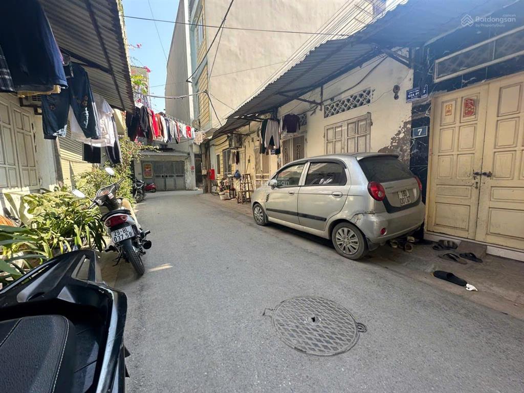 Bán lô đất khu liền kề ngay ngã tư vạn phúc gần cầu mỗ lao 50m2 có vỉa hè ô tô tránh đỗ thoải mái
