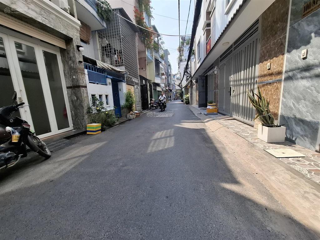 Hẻm 5 m thông đường thích quảng đức, p5, q. phú nhuận