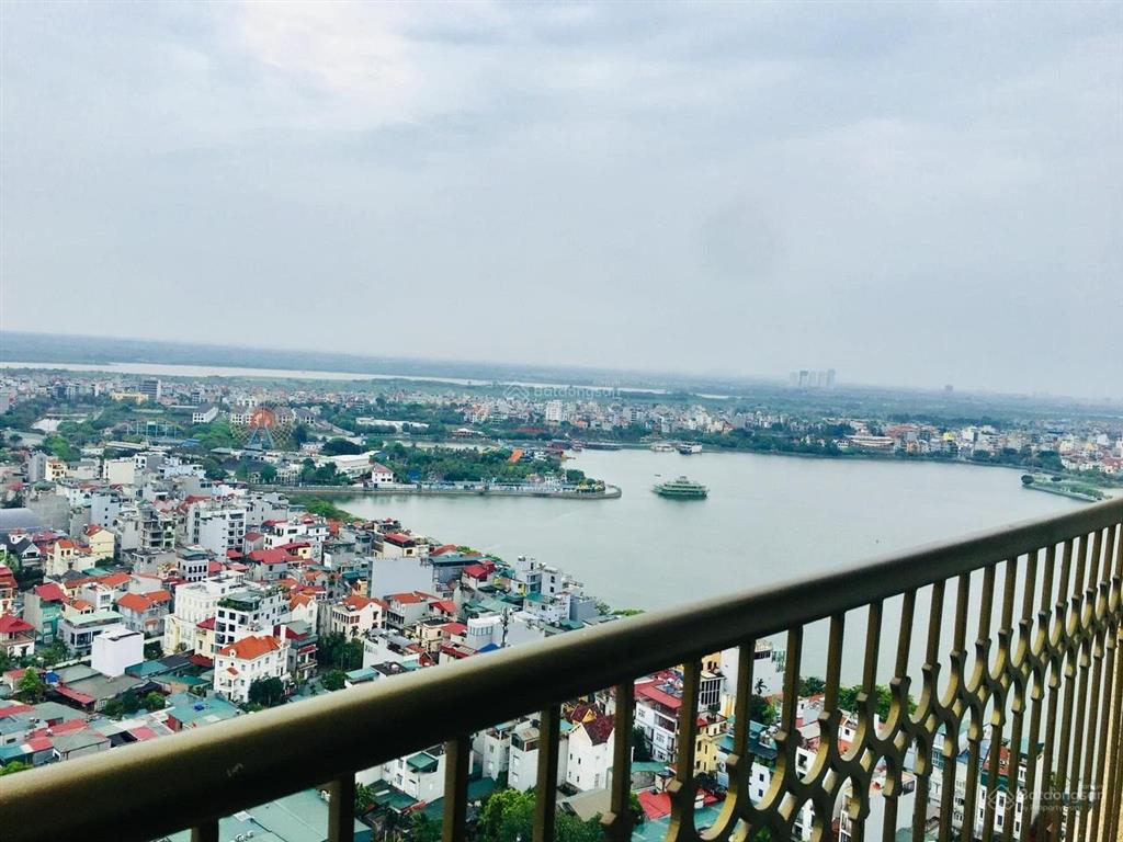 Bán căn 1 ngủ d'eldorado 40m2 sẵn sổ sang tên ngay, giá 5,2 tỷ bao thuế phí, full đồ sẵn khách thuê