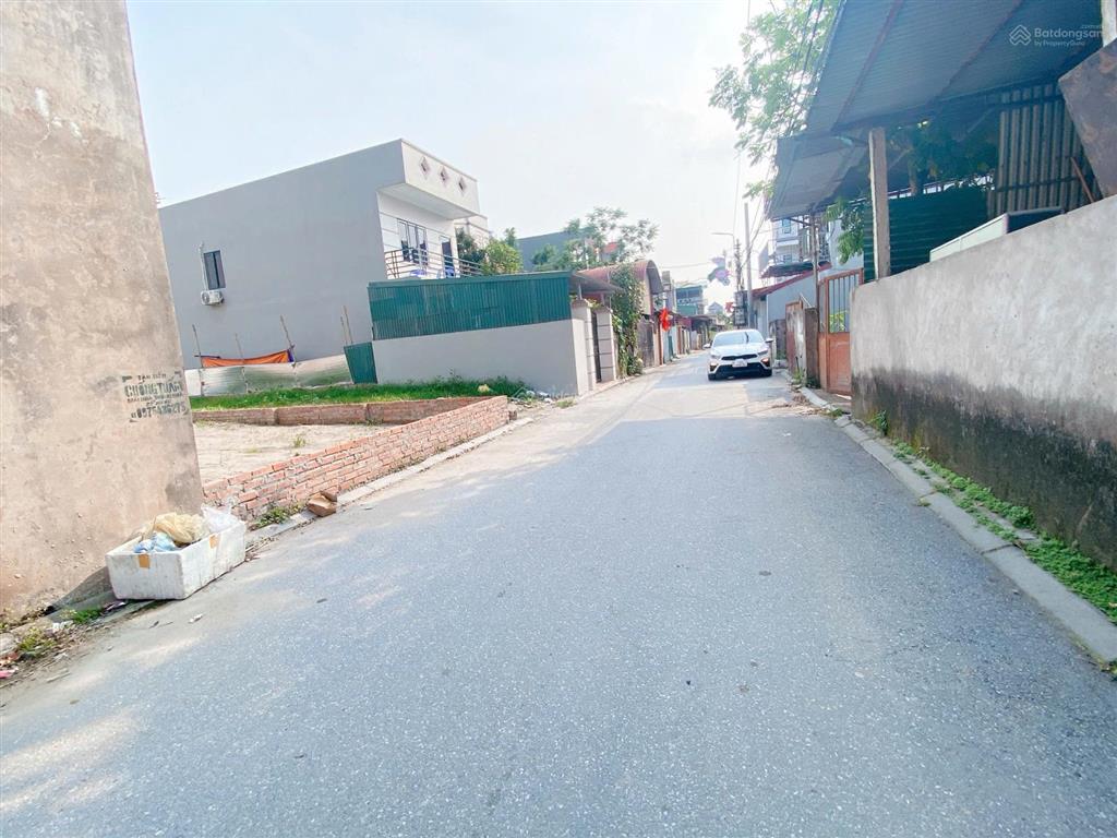 Bán 126m2 đất lỗ giao nằm trong lõi kđt đa mục tiêu 2 mặt tiền