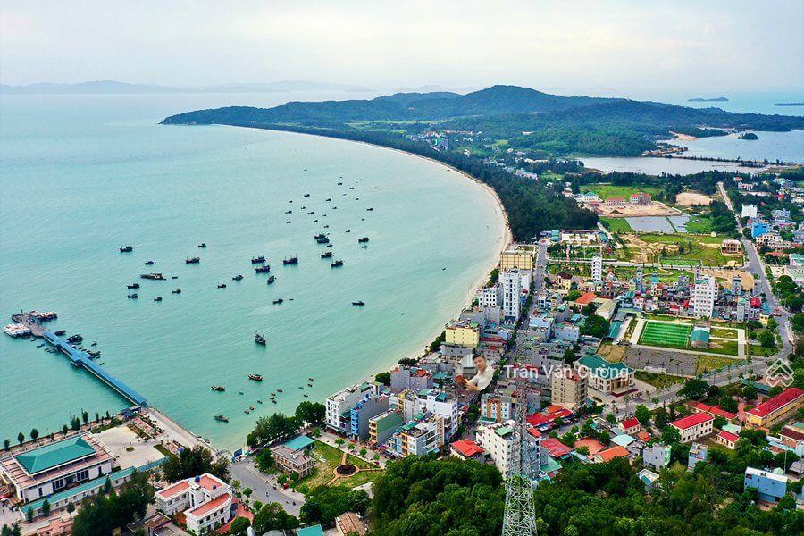 Bán đất vị trí tuyệt đẹp ngay tại bãi tắm tình yêu, thị trấn cô tô, diện tích 452m2 giá chỉ 27tr/m2
