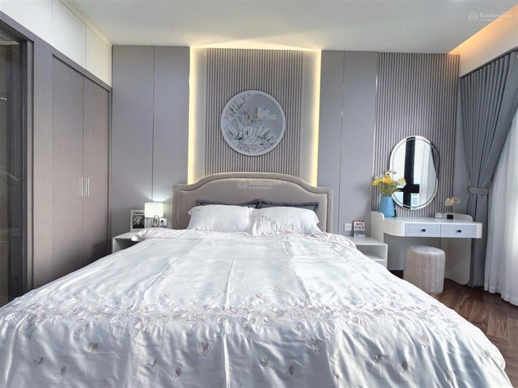 Cần bán căn góc toà t01 times city full nội thất đẹp. giá 12.5 tỷ nhà mới. 0913 406 ***