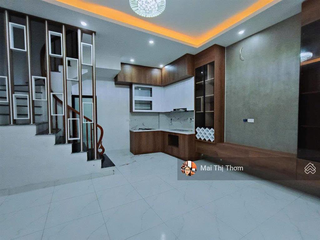Bán nhà yên lũng an khánh 32m2 5 tầng mới gần ô tô gần hồ 5.9 tỷ 0971 607 ***