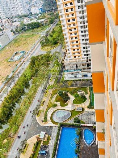 Bán nhanh căn 2 phòng ngủ 72m2 giá 4,550 tỷ gọi pkd 0943 330 ***