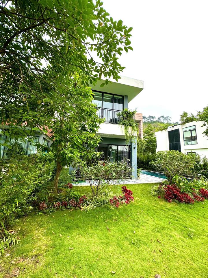 Gia đình cần chuyển nhượng biệt thự song lập giá tốt tại the legend villas flamingo
