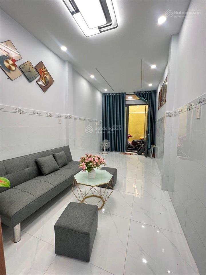 Nhà mới, ko lg qh cách mạng tháng 8 33m², 2 tầng 3,99 tỷ